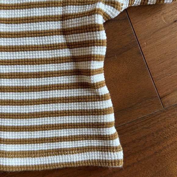 Quincy Mae Baby Matching Set / 6-12 Sungold + White Striped Waffle Shorts Set - Picture 4 of 4